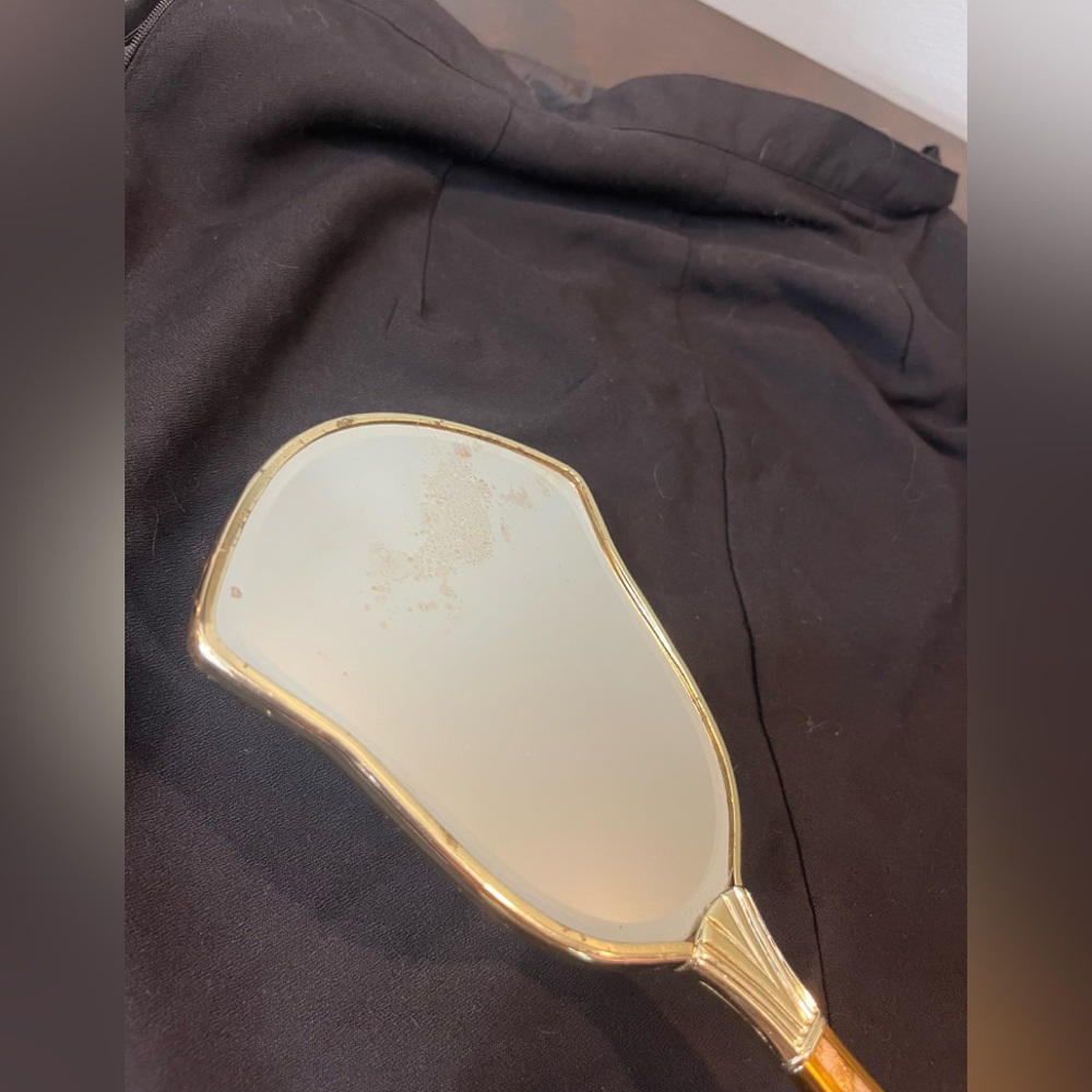 Vintage Handheld Mirror - Picture 5 of 8